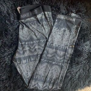 NIKE Pro Tights